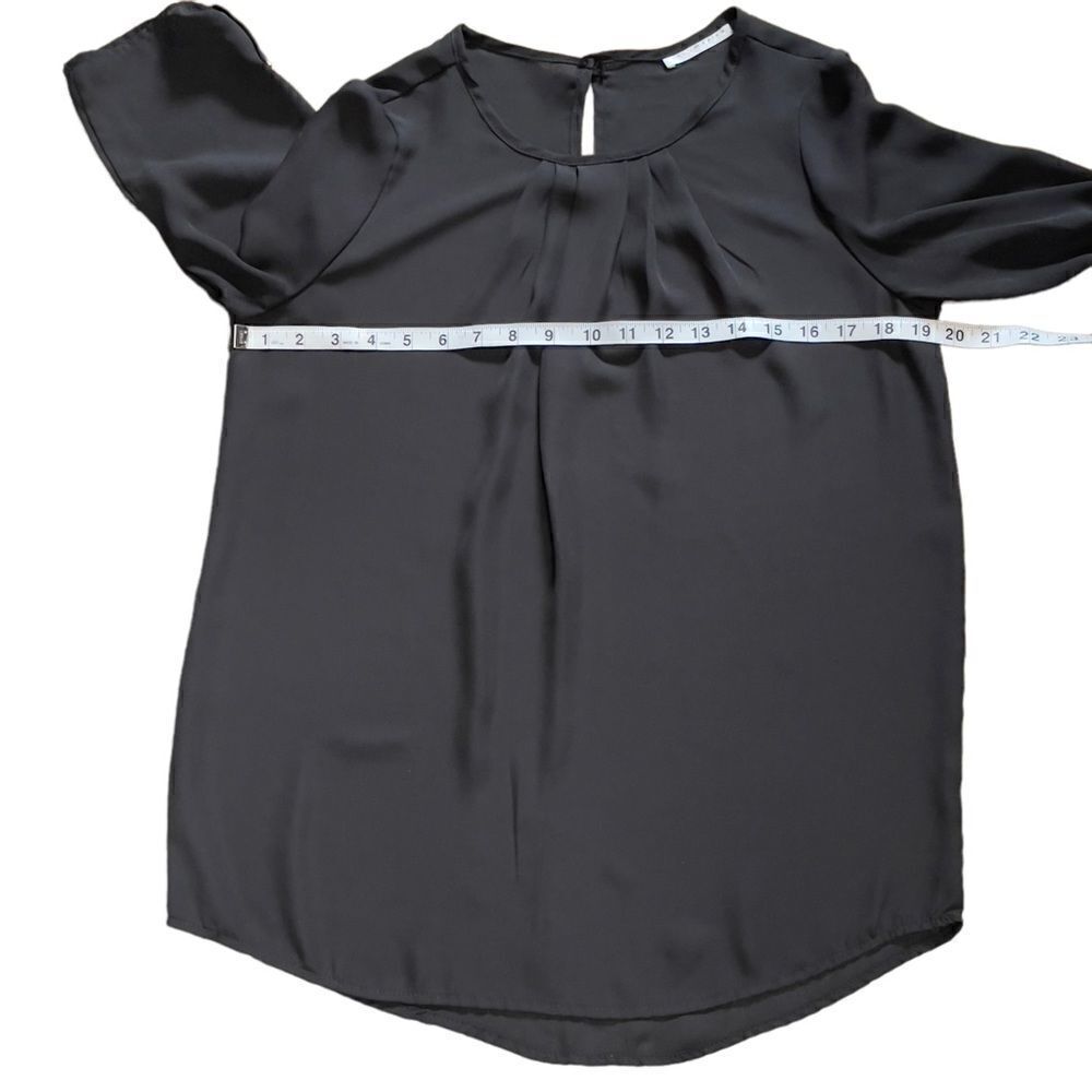 Coco and Main Round Neck Georgette Top Size Medium - Picture 5 of 8